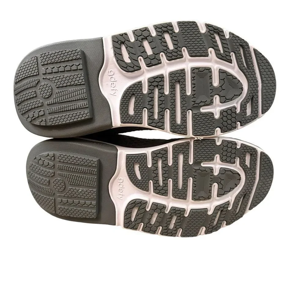 Women’s Gray Knit Athletic Sneakers with Peach Accents